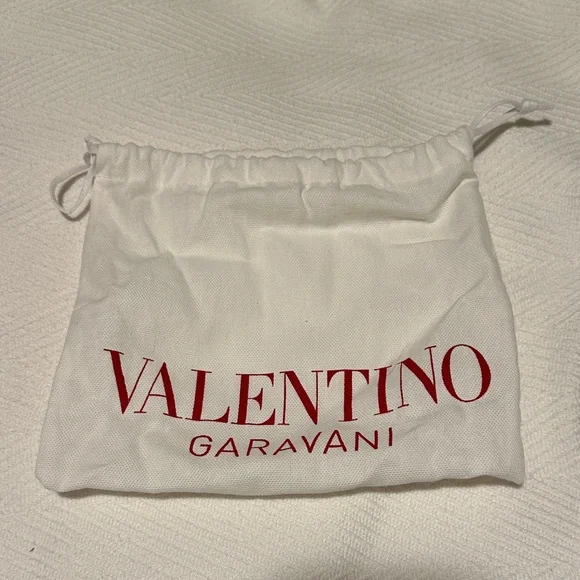 Valentino Garavani V-Logo Cream and Gold Belt size 85 (Small) - Picture 10 of 10